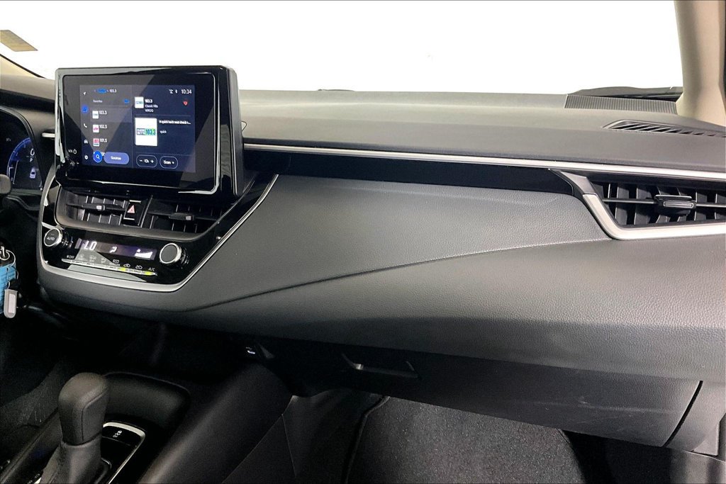 Used 2026 Toyota Corolla LE FWD image 12