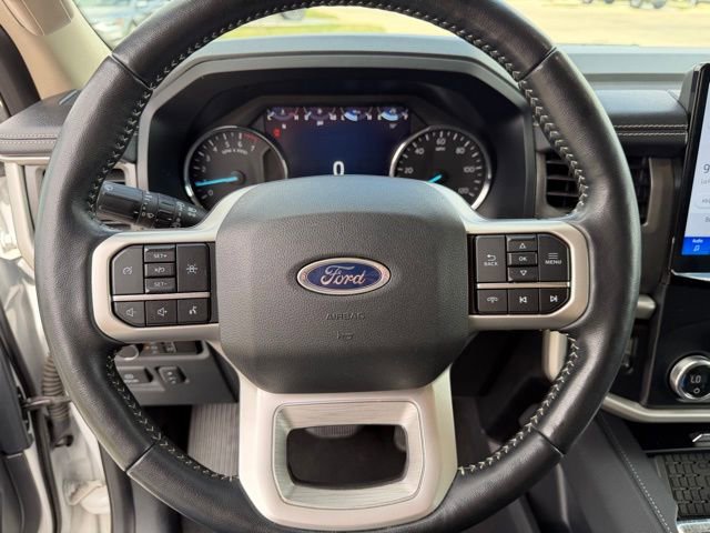 Certified 2024 Ford Expedition Max XLT image 16