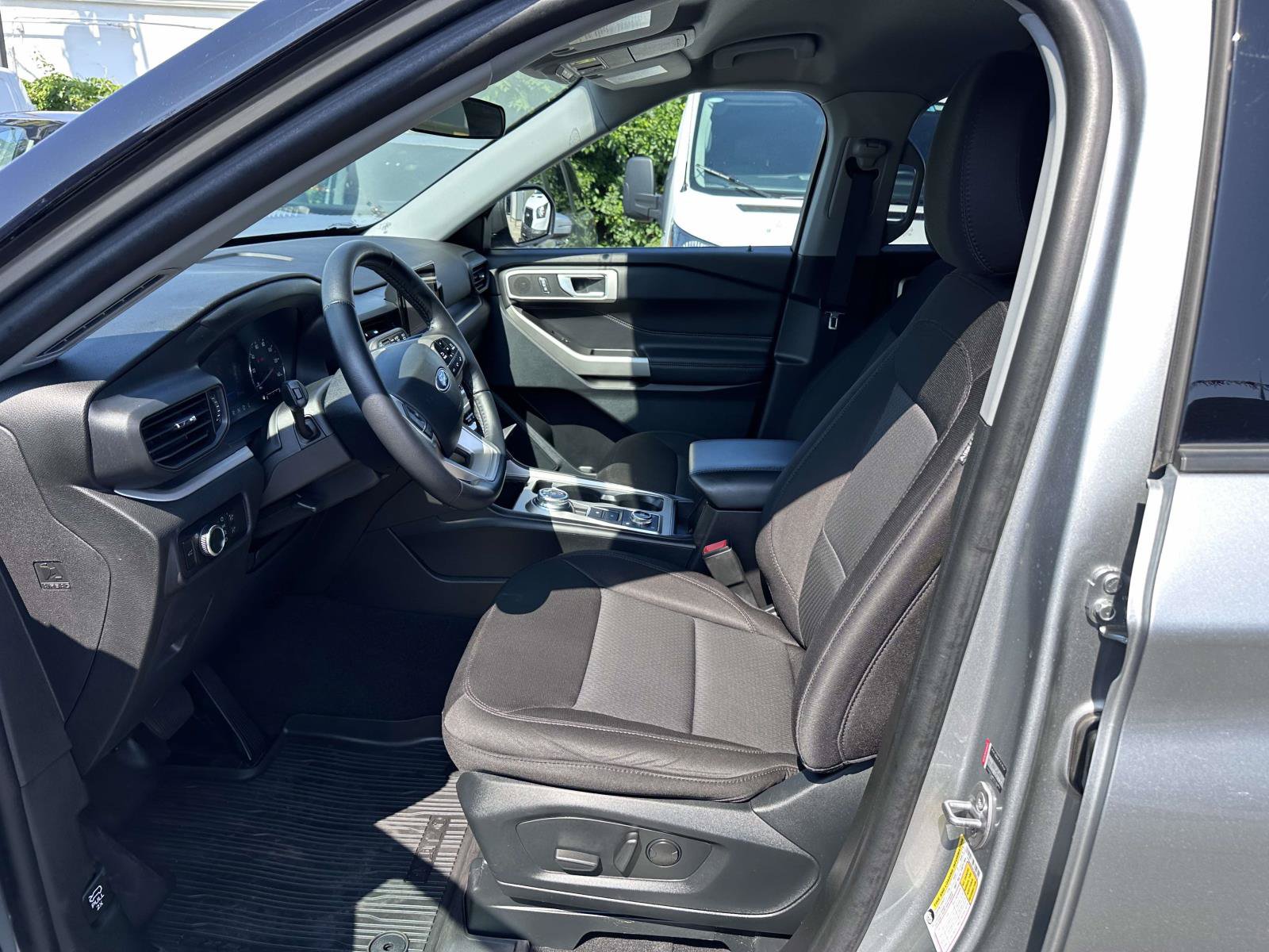 Certified 2023 Ford Explorer XLT AWD/4WD image 12
