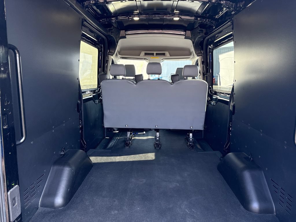 Certified 2018 Ford Transit 150 130 Medium Roof w/ Premium Package RWD image 22