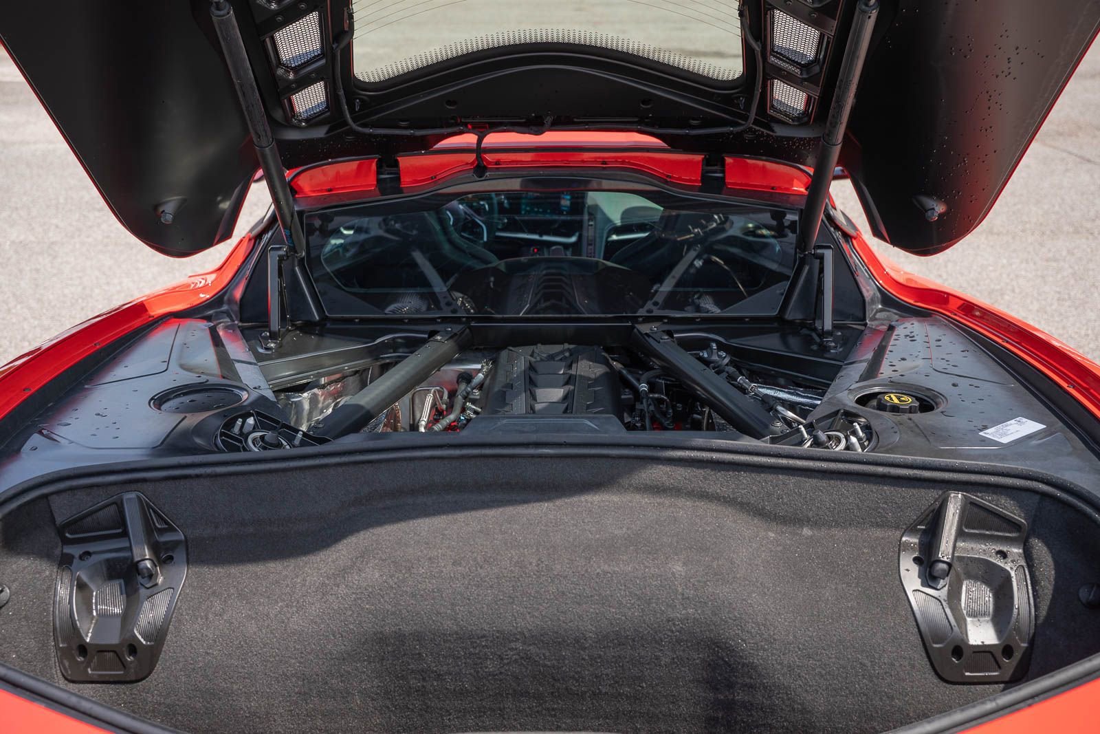 Used 2025 Chevrolet Corvette Stingray Coupe w/ 1LT image 27