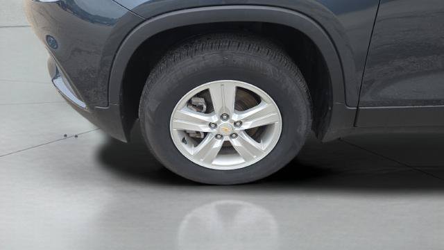 Used 2022 Chevrolet Trax LT w/ LT Convenience Package AWD/4WD image 30