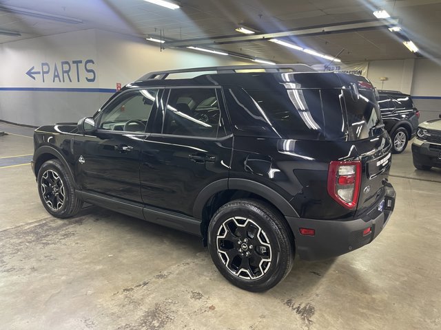 Certified 2025 Ford Bronco Sport Outer Banks w/ Outer Banks Tech Package+ AWD/4WD image 5