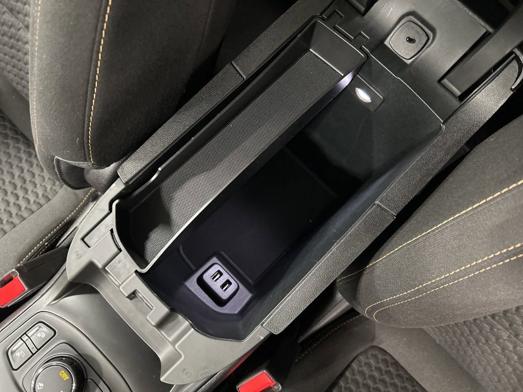 Used 2018 GMC Terrain SLE w/ Driver Convenience Package AWD/4WD image 26
