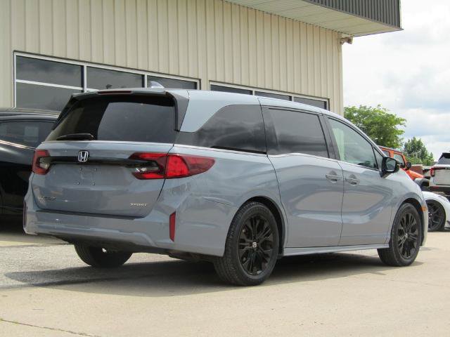 Used 2025 Honda Odyssey Sport-L image 3