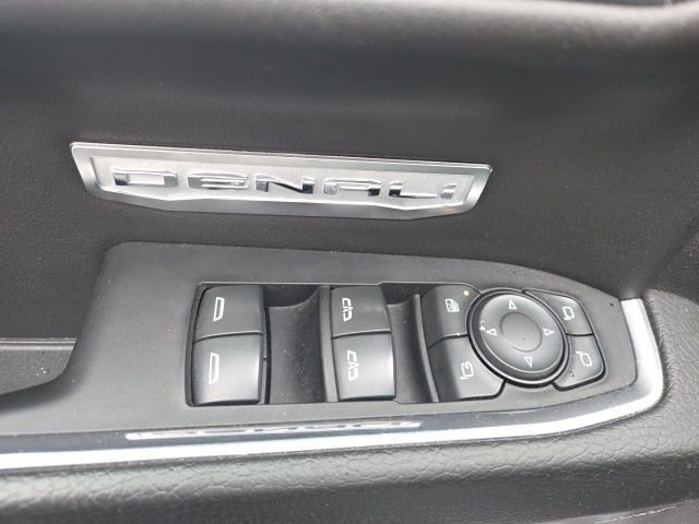 Used 2023 GMC Sierra 1500 Denali w/ Denali Reserve Package image 21