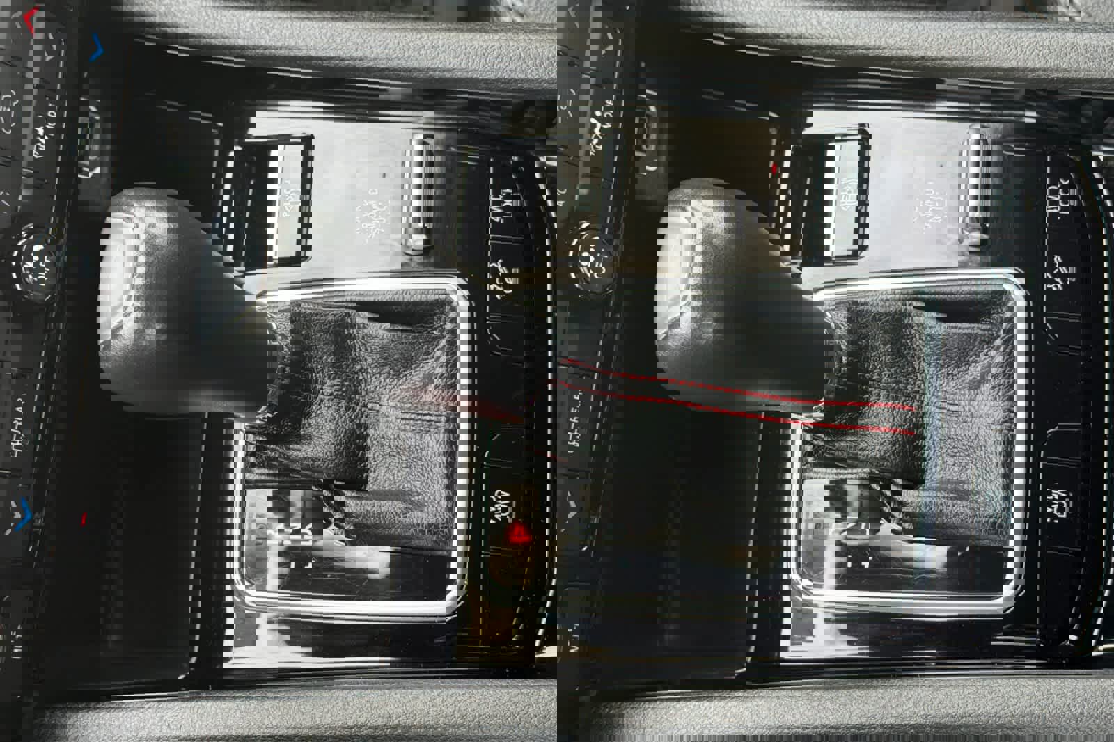 Used 2023 Jeep Compass Trailhawk w/ Trailer Tow Group image 21