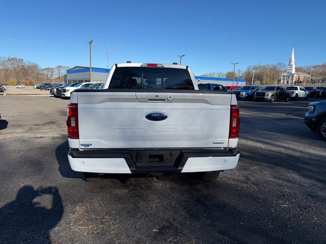 Certified 2022 Ford F150 XLT w/ Equipment Group 302A High image 4