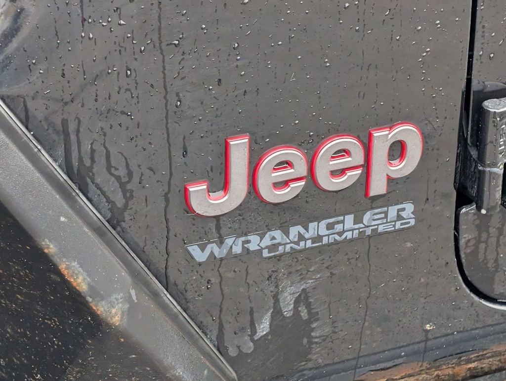 Used 2020 Jeep Wrangler Unlimited Rubicon w/ Steel Bumper Group image 11