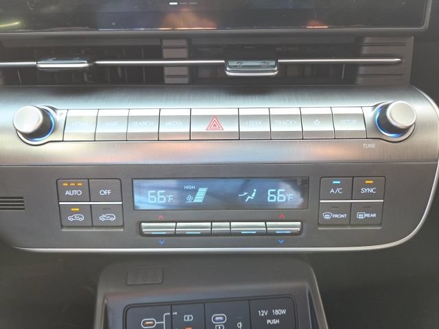 Used 2024 Hyundai Kona SEL w/ Convenience Package FWD image 34