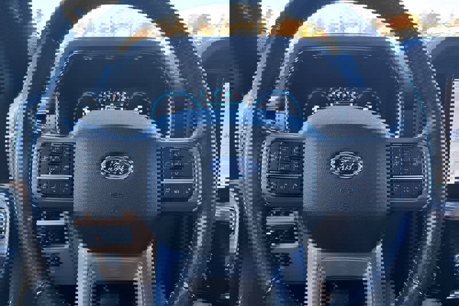 Certified 2021 Ford F150 Lariat w/ Equipment Group 502A High image 23