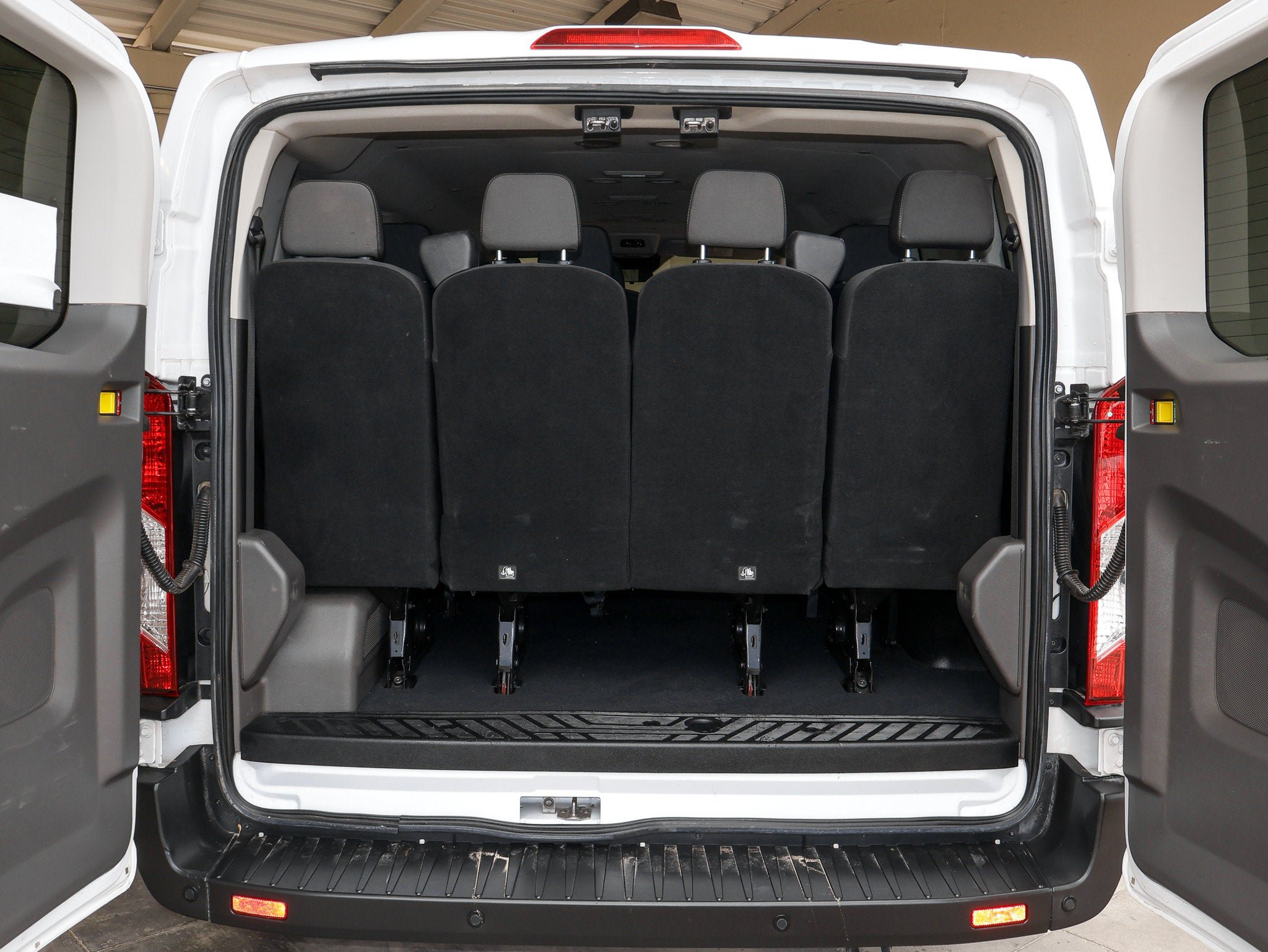 Certified 2023 Ford Transit 350 XLT RWD image 44