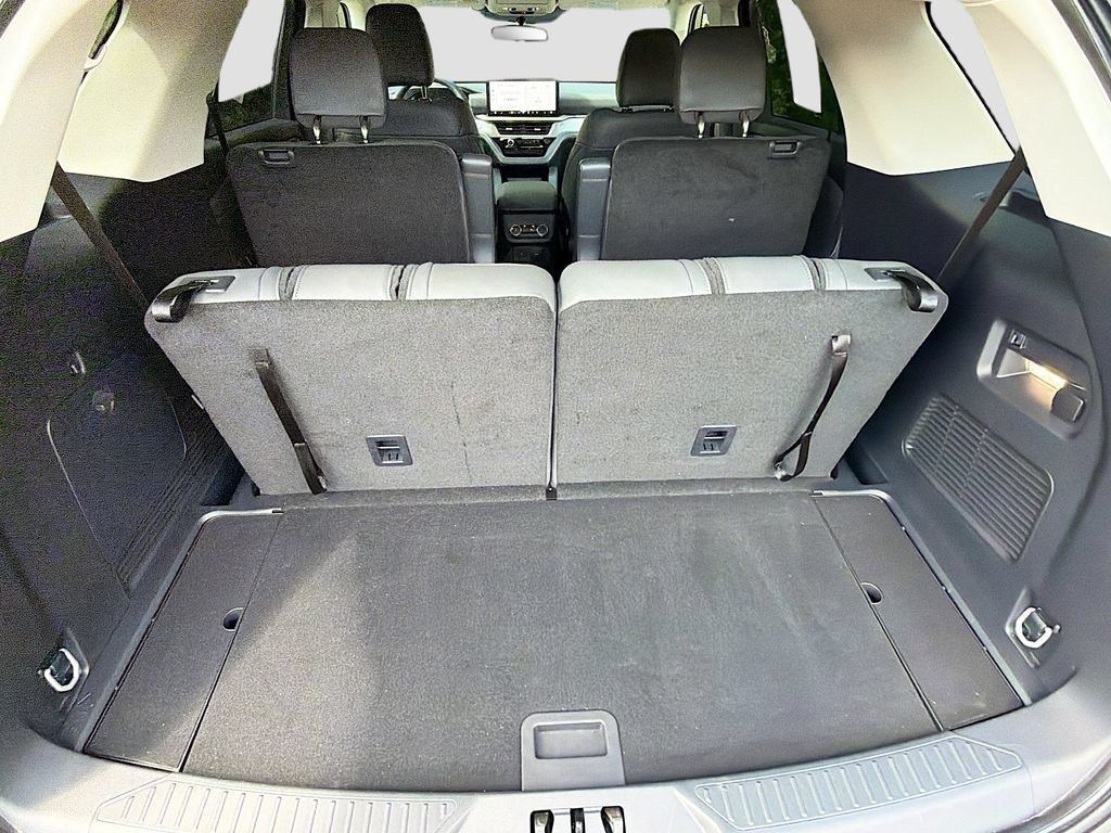 Certified 2025 Ford Explorer Active w/ Active Comfort Package AWD/4WD image 27