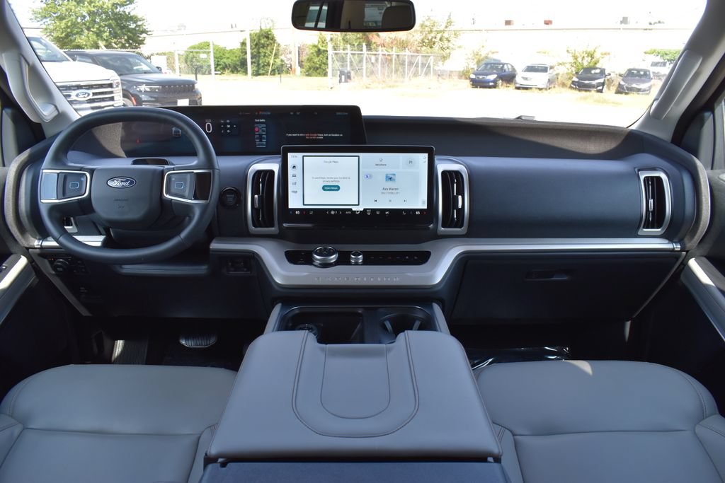 Certified 2025 Ford Expedition Active AWD/4WD image 14