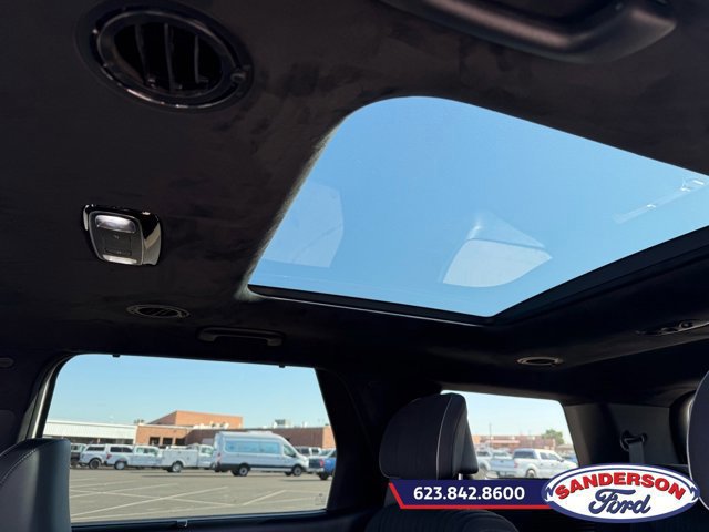 Used 2024 Hyundai Palisade Calligraphy image 24