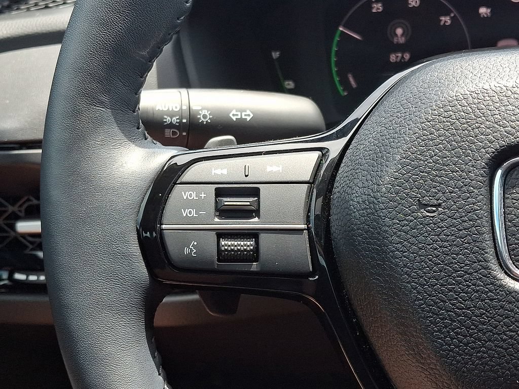 Used 2025 Honda Accord Touring image 21