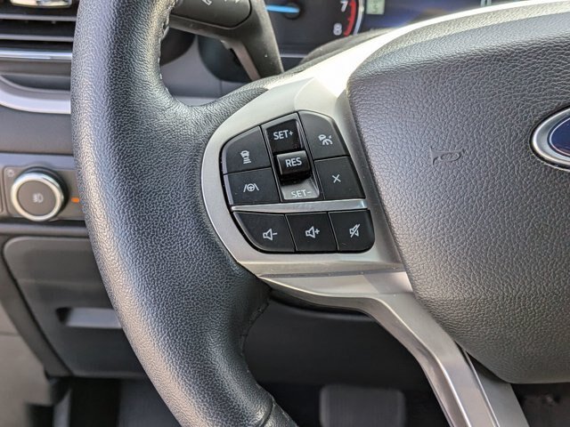 Certified 2023 Ford Explorer XLT w/ Equipment Group 202A RWD image 18