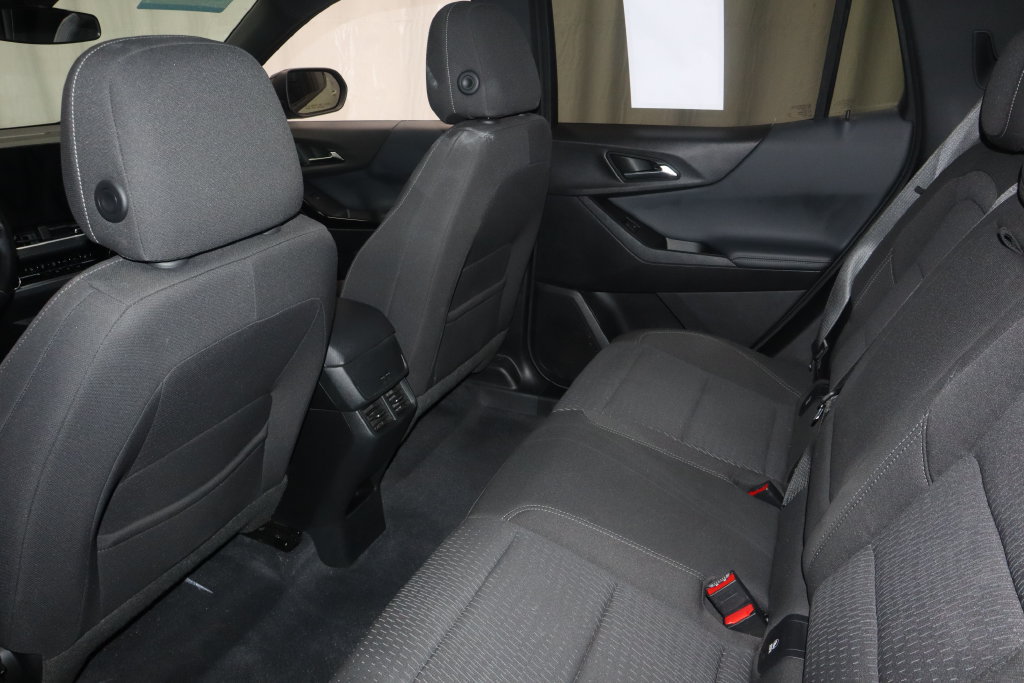 Used 2025 Chevrolet Equinox LT FWD image 15