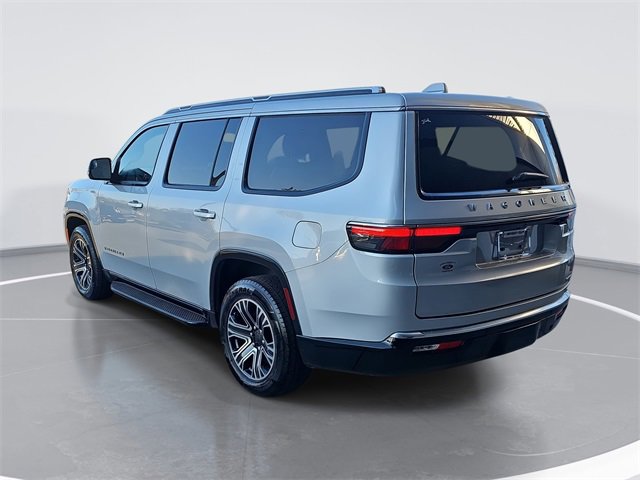Used 2022 Jeep Wagoneer Series III w/ Flexible Seating Group image 5