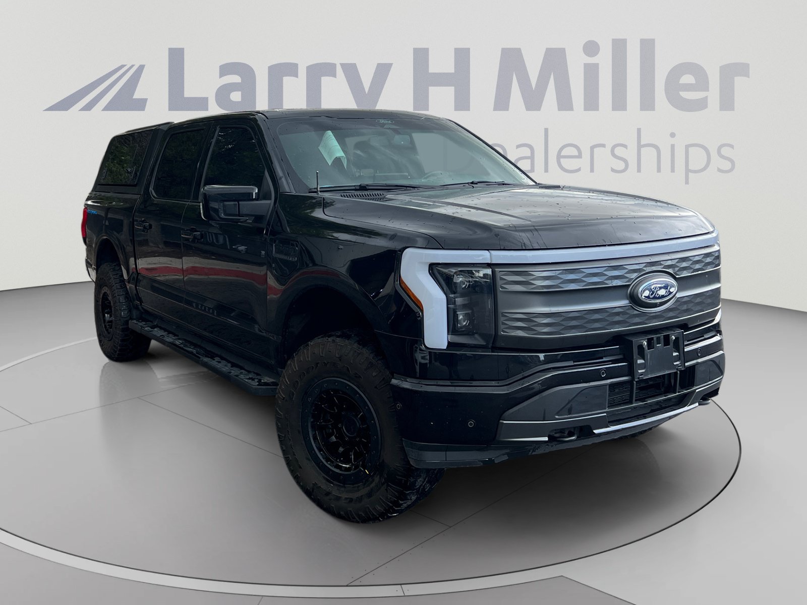 Certified 2022 Ford F150 Lightning Lariat w/ Tow Technology Package AWD/4WD image 7