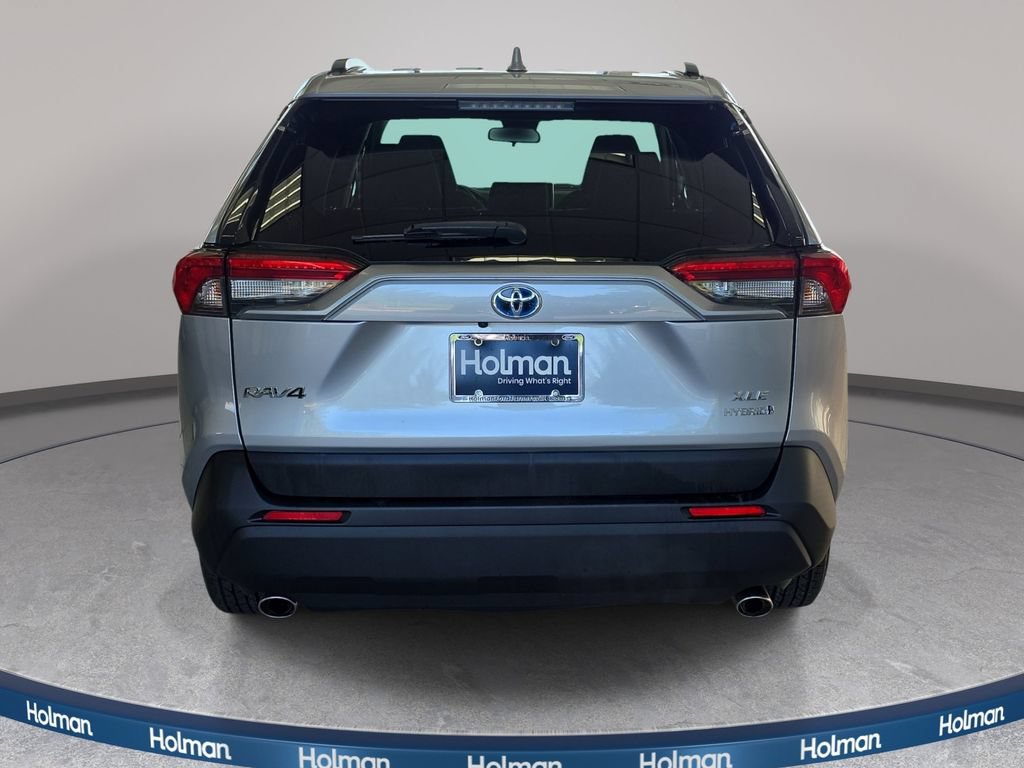 Used 2024 Toyota RAV4 XLE AWD/4WD image 6