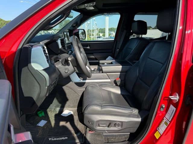 Used 2024 Toyota Tundra Platinum AWD/4WD image 18