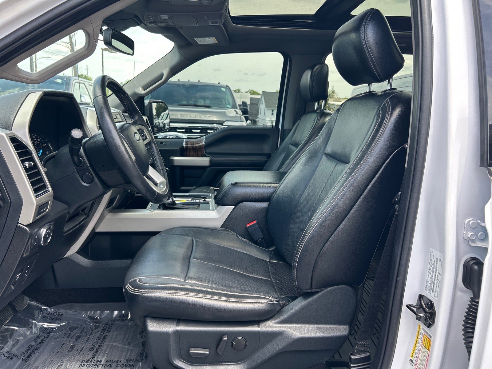 Certified 2020 Ford F150 Lariat w/ Equipment Group 502A Luxury AWD/4WD image 9