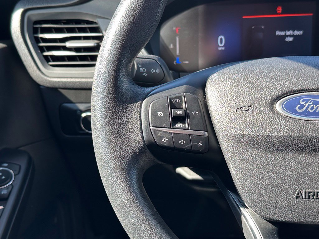 Certified 2025 Ford Escape Active AWD/4WD image 9