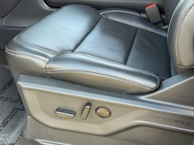 Certified 2025 Ford Expedition Max Platinum image 27