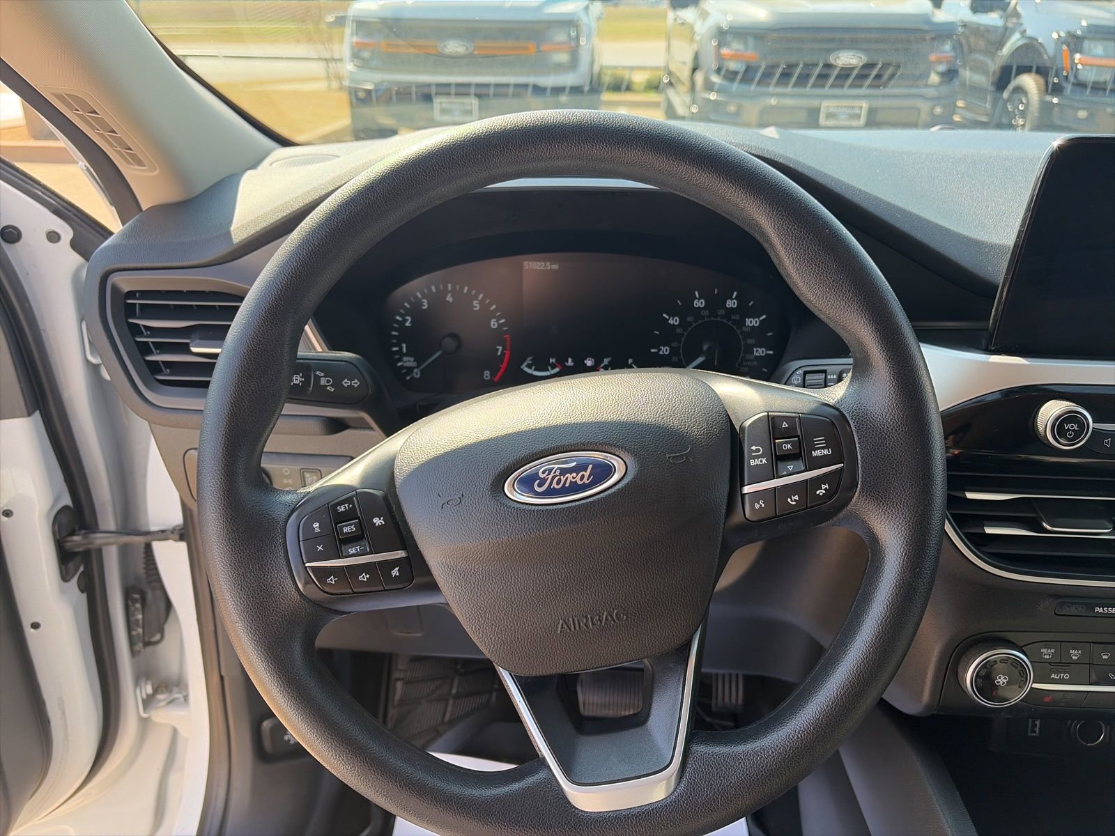 Certified 2020 Ford Escape SE image 16