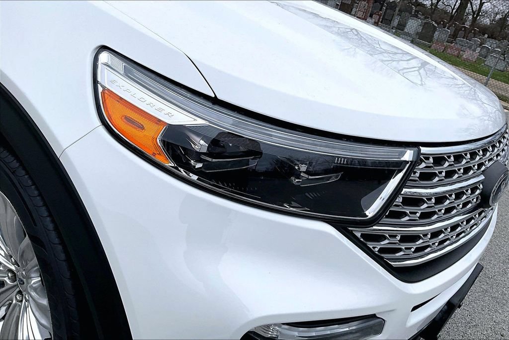 Certified 2023 Ford Explorer Limited w/ Limited Technology Package AWD/4WD image 29