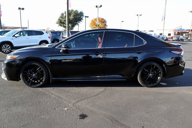 Used 2021 Toyota Camry XSE image 2