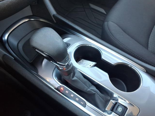 Used 2024 Chevrolet Malibu LT image 19