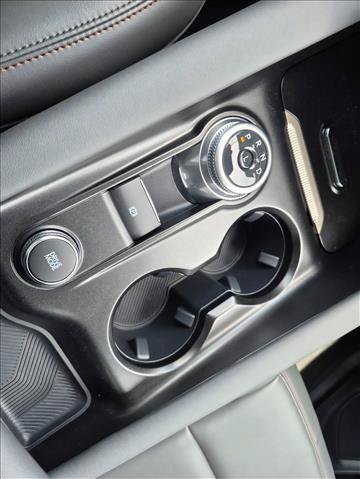 Certified 2025 Ford Explorer Active w/ Active Comfort Package RWD image 11