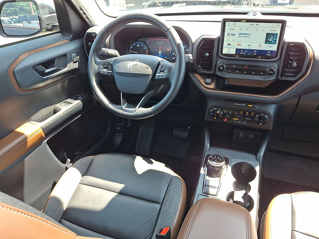 Certified 2023 Ford Bronco Sport Outer Banks w/ Tech Package AWD/4WD image 15