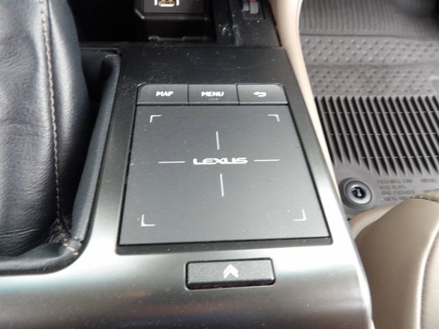 Used 2023 Lexus GX 460 Luxury w/ Accessory Package AWD/4WD image 21