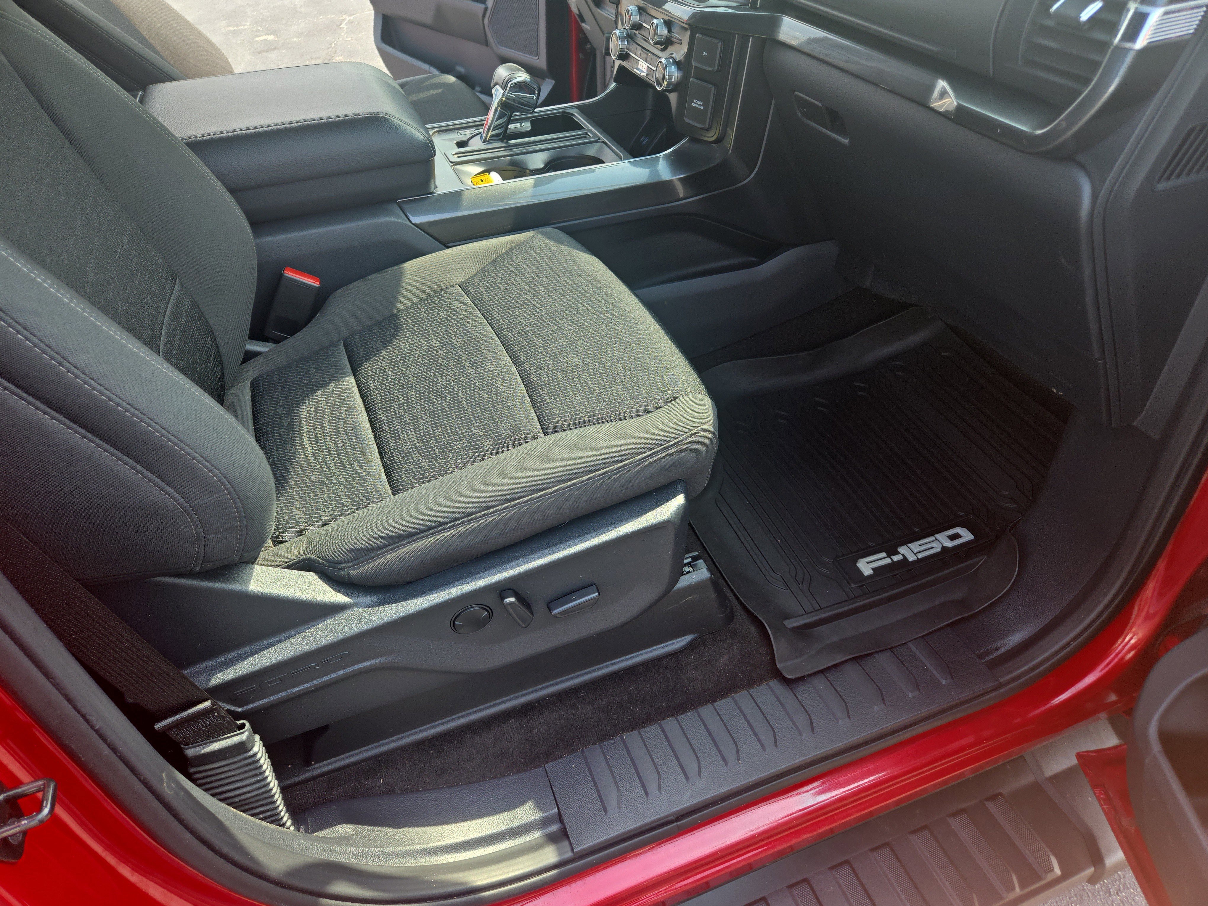 Certified 2022 Ford F150 XLT w/ Equipment Group 302A High image 21