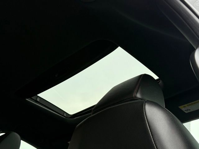 Used 2024 Honda Odyssey Sport image 4