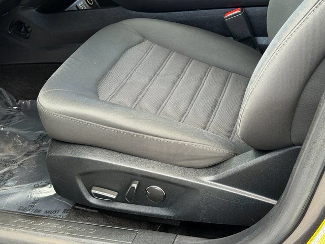 Certified 2020 Ford Fusion SE FWD image 22