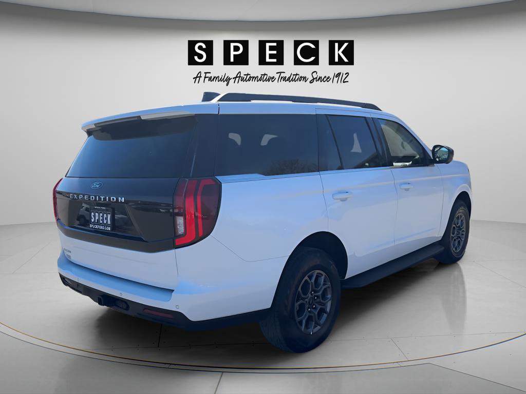 Certified 2025 Ford Expedition Active AWD/4WD image 6