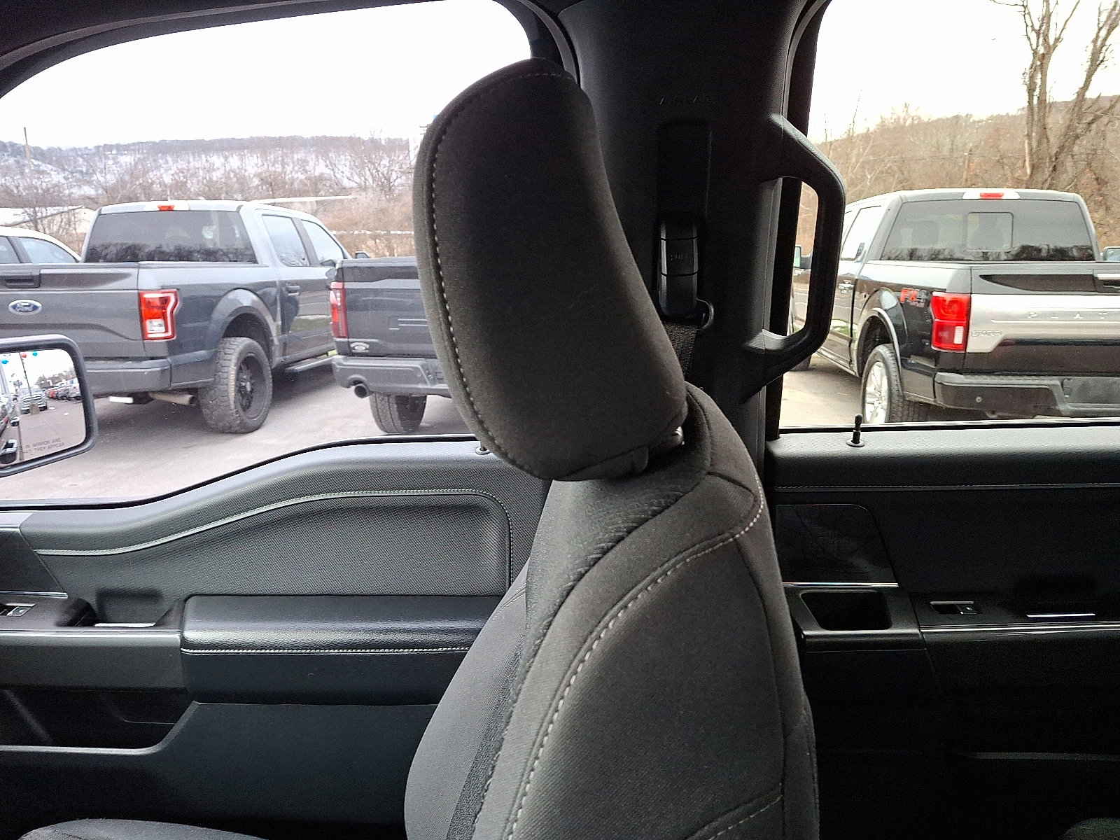 Certified 2022 Ford F150 XLT w/ Equipment Group 302A High image 17