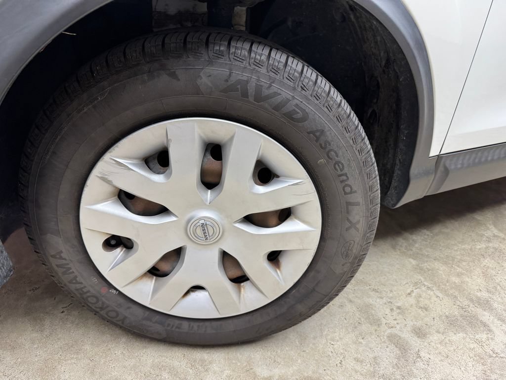 Used 2019 Nissan Rogue Sport S AWD/4WD image 30