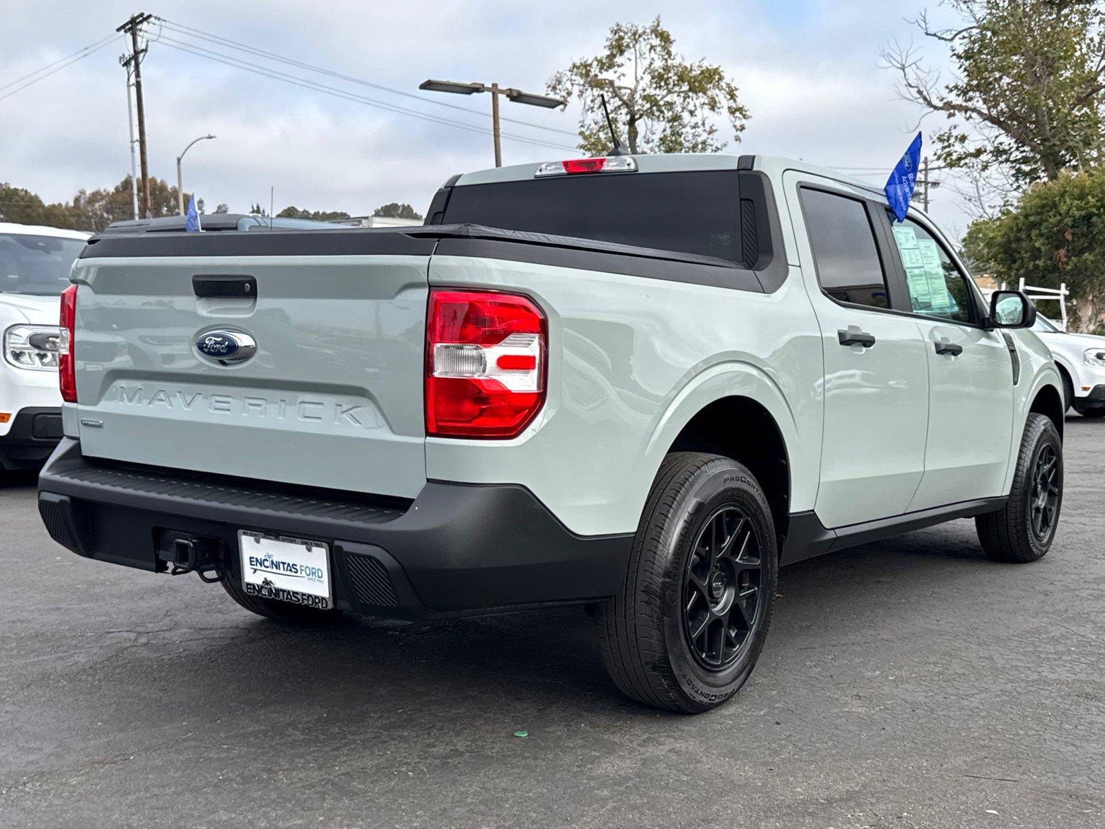 Certified 2024 Ford Maverick XL FWD image 9