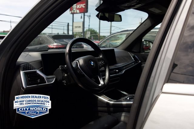 Used 2024 BMW X5 sDrive40i w/ Premium Package RWD image 5
