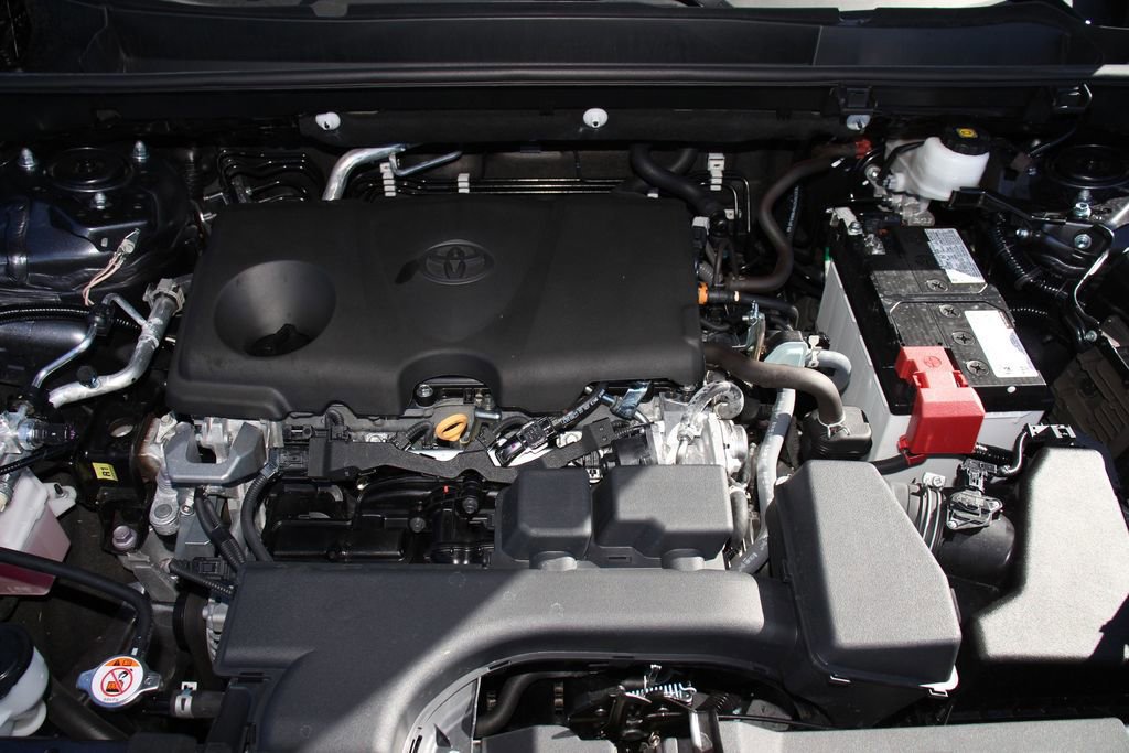 Used 2024 Toyota RAV4 LE image 28