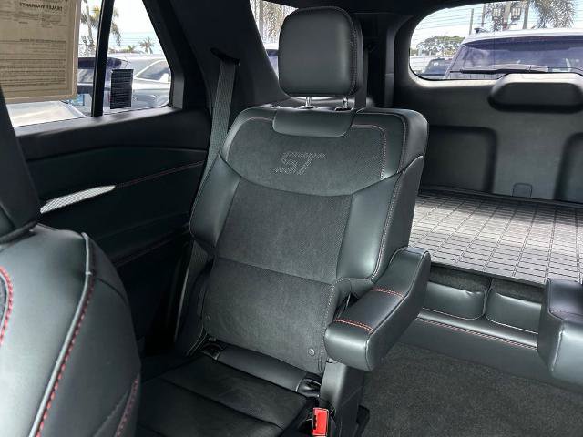 Certified 2025 Ford Explorer ST RWD image 12
