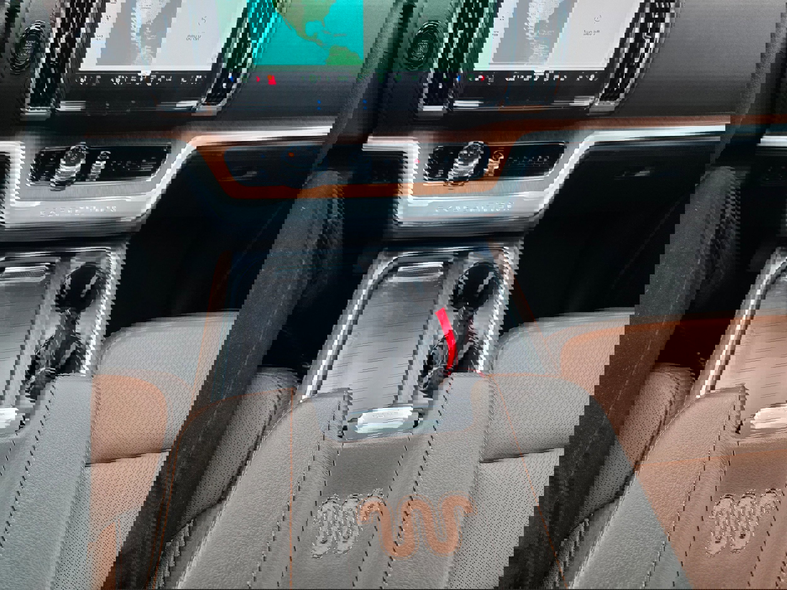 Certified 2025 Ford Expedition King Ranch image 13