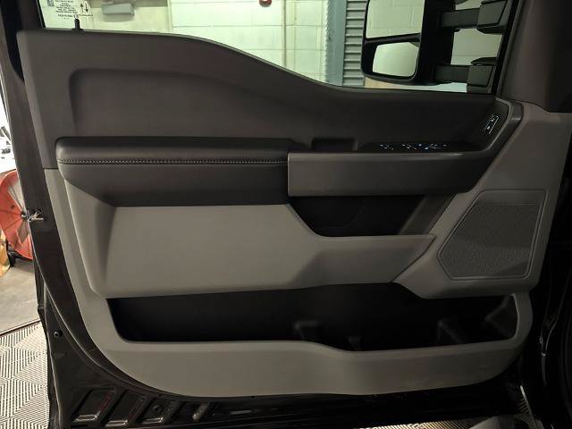 Certified 2024 Ford F250 XL w/ STX Appearance Package AWD/4WD image 11