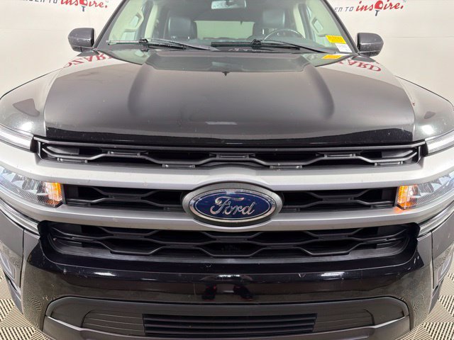 Certified 2024 Ford Expedition XLT RWD image 5