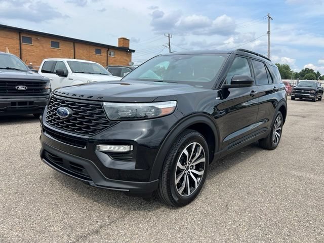 Certified 2024 Ford Explorer ST-Line w/ Class IV Trailer Tow Package AWD/4WD image 31